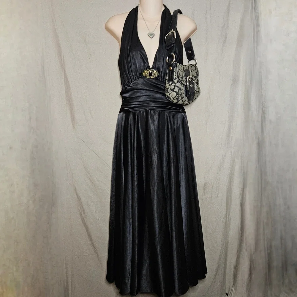 Aspeed Black Halter Maxi Dress Evening Party Gown
